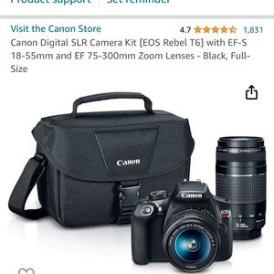 Canon digital camera with case and extra lens, bought 2018, used very few times